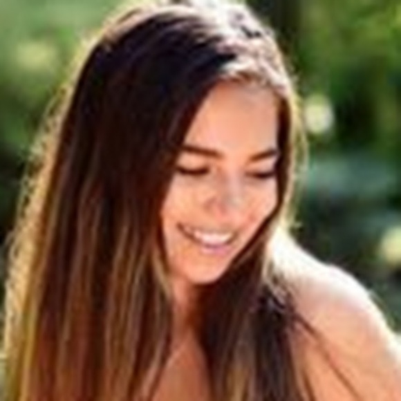 Meet your Posher, Meera - Picture 1 of 1